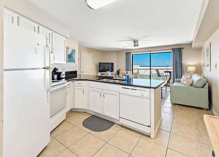 Oceanfront King Bed Heated Pools & Hot Tub W&d & Cabletv Apartment *